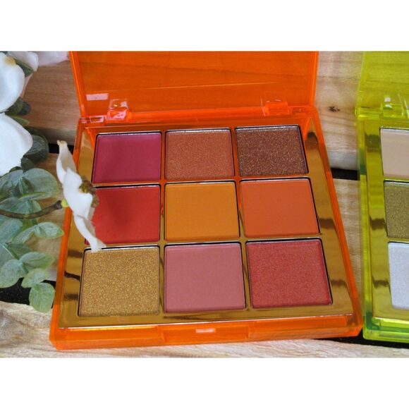 Makeup Revolution Neons Shadow Palettes Bundle - Picture 7 of 13